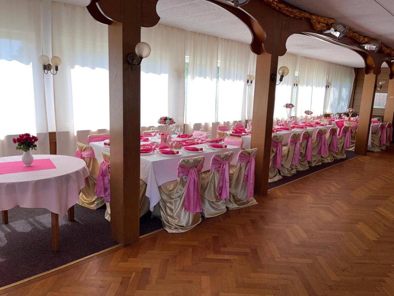 Wald Cafe Hotel Simbach am Inn Luaran gambar
